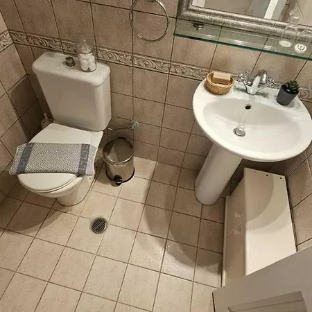 Elia Oasis Coastal Escape Apartmán *