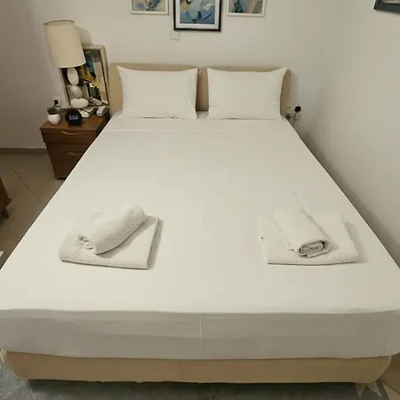 아파트 Elia Oasis Coastal Escape *