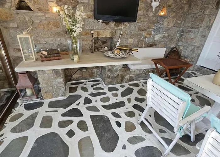 Elia Oasis Coastal Escape Apartment *